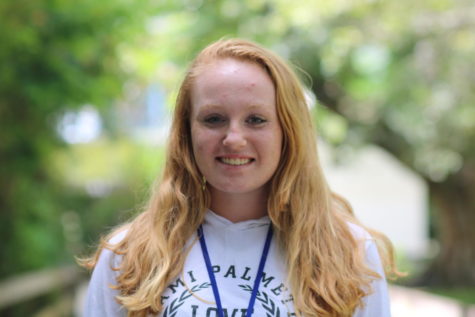 Photo of Chloe Gallivan