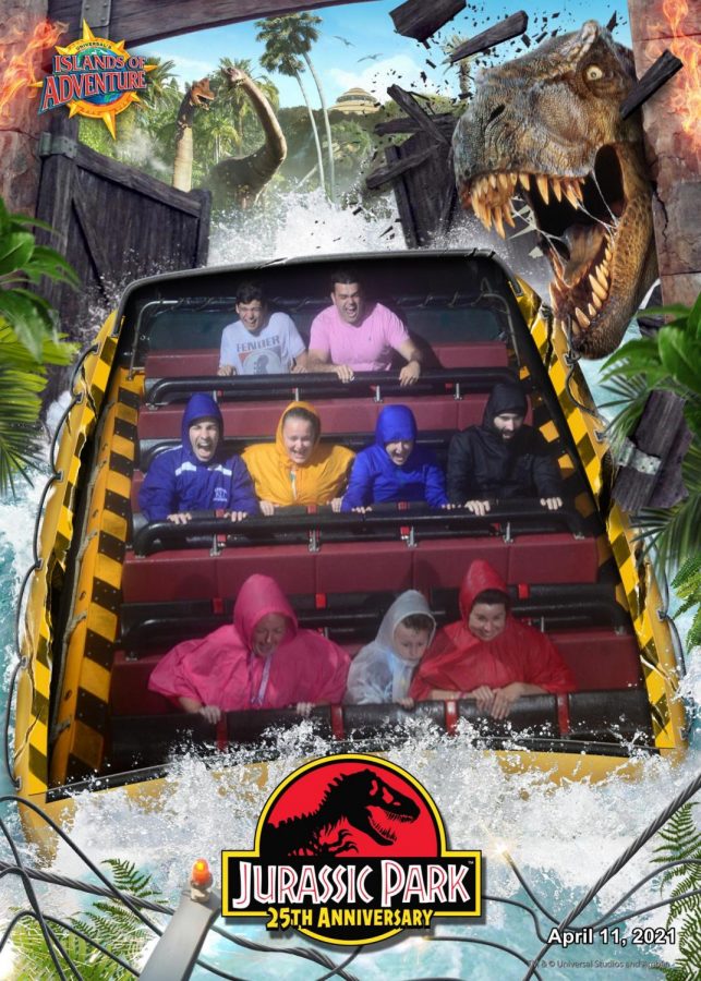 When on water rides such as Jurassic Park River Adventure, guests are permitted to temporarily remove their masks while remaining socially distant. 