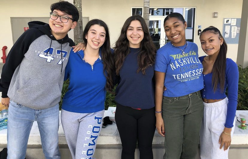 Palmetto's five Posse Scholars, pictured from left to right: Paul Yan, Gianna Hutton, Lily Rodriguez, Imani Mitchell, Janese Fayson. Photo credits to Linda Dwyer.