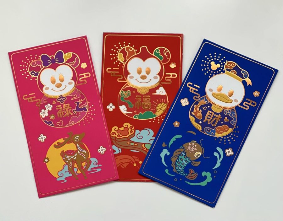 Envelopes used during the tradition of Hóngbāo, where one gives a red envelope to family and friends with money inside to symbolize good wishes and luck for the New Year.